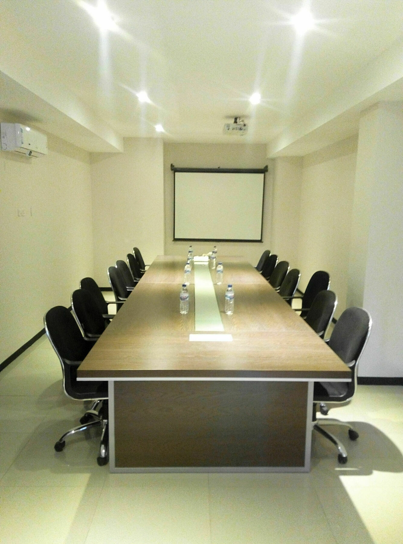 Tab Hotel Surabaya Exterior foto