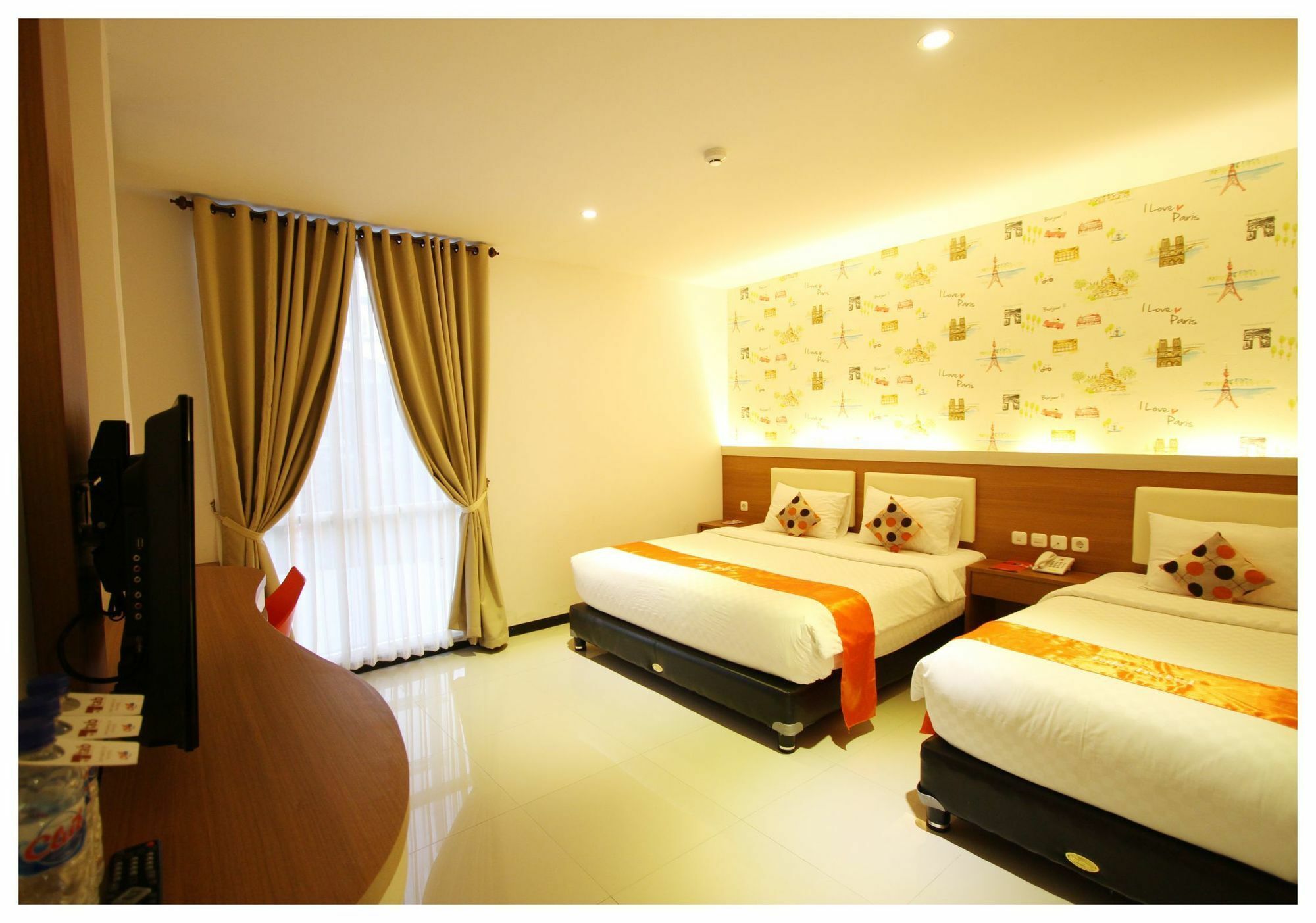 Tab Hotel Surabaya Exterior foto